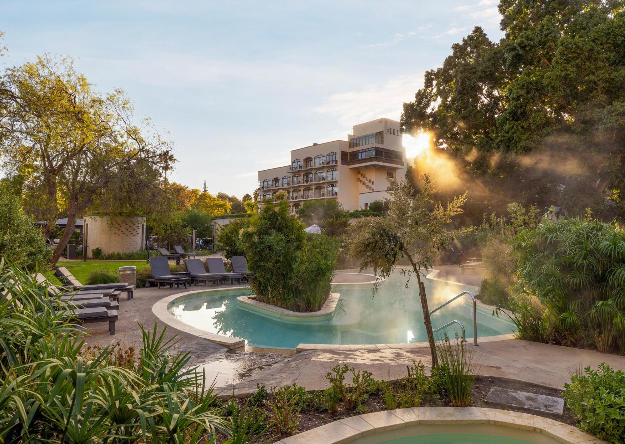 Avalon Springs By Dream Resorts Montagu Bagian luar foto