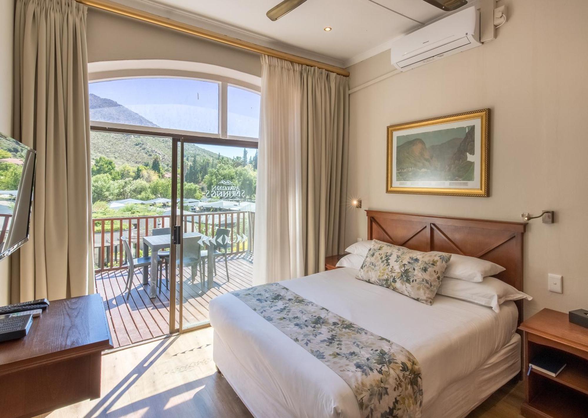 Avalon Springs By Dream Resorts Montagu Bagian luar foto